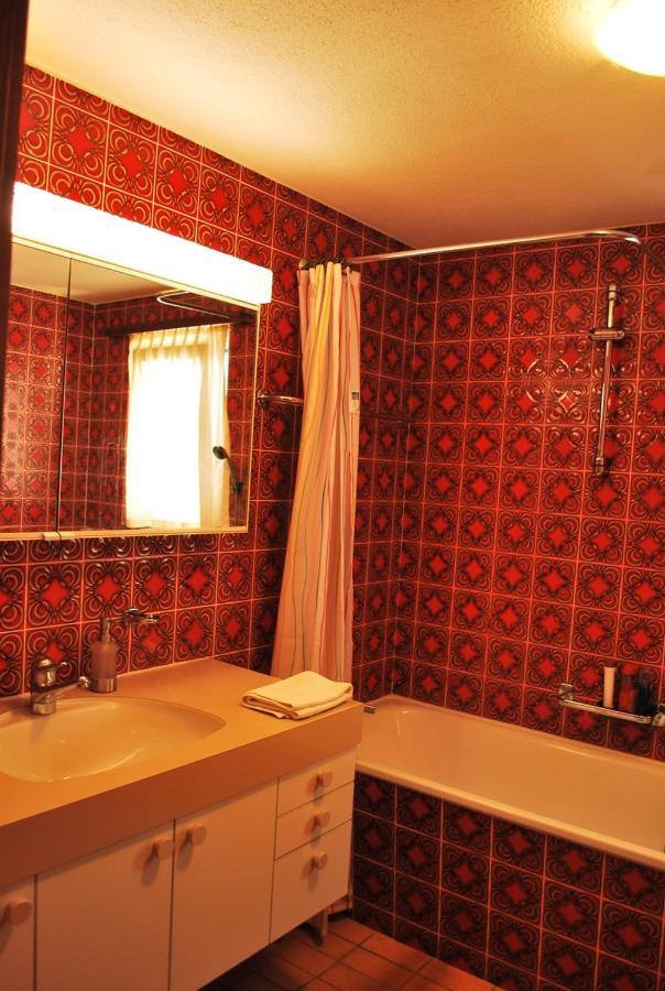 Rooms With Private Bathrooms Saas im Prattigau ภายนอก รูปภาพ
