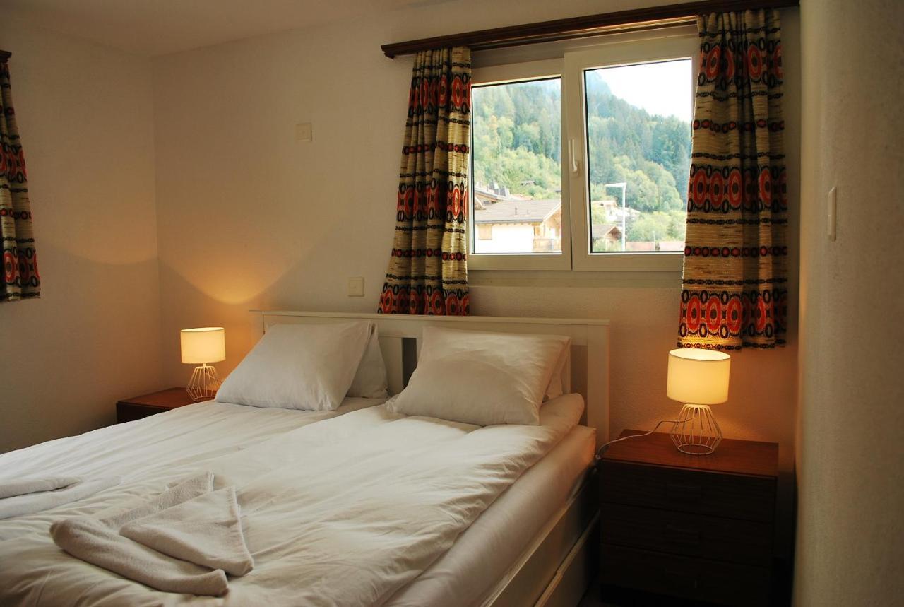 Rooms With Private Bathrooms Saas im Prattigau ภายนอก รูปภาพ