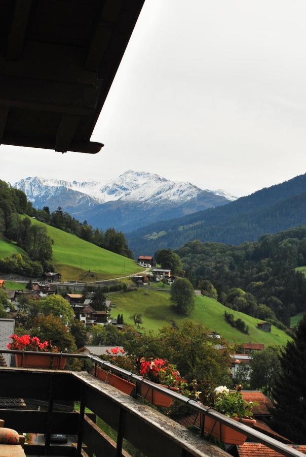 Rooms With Private Bathrooms Saas im Prattigau ภายนอก รูปภาพ