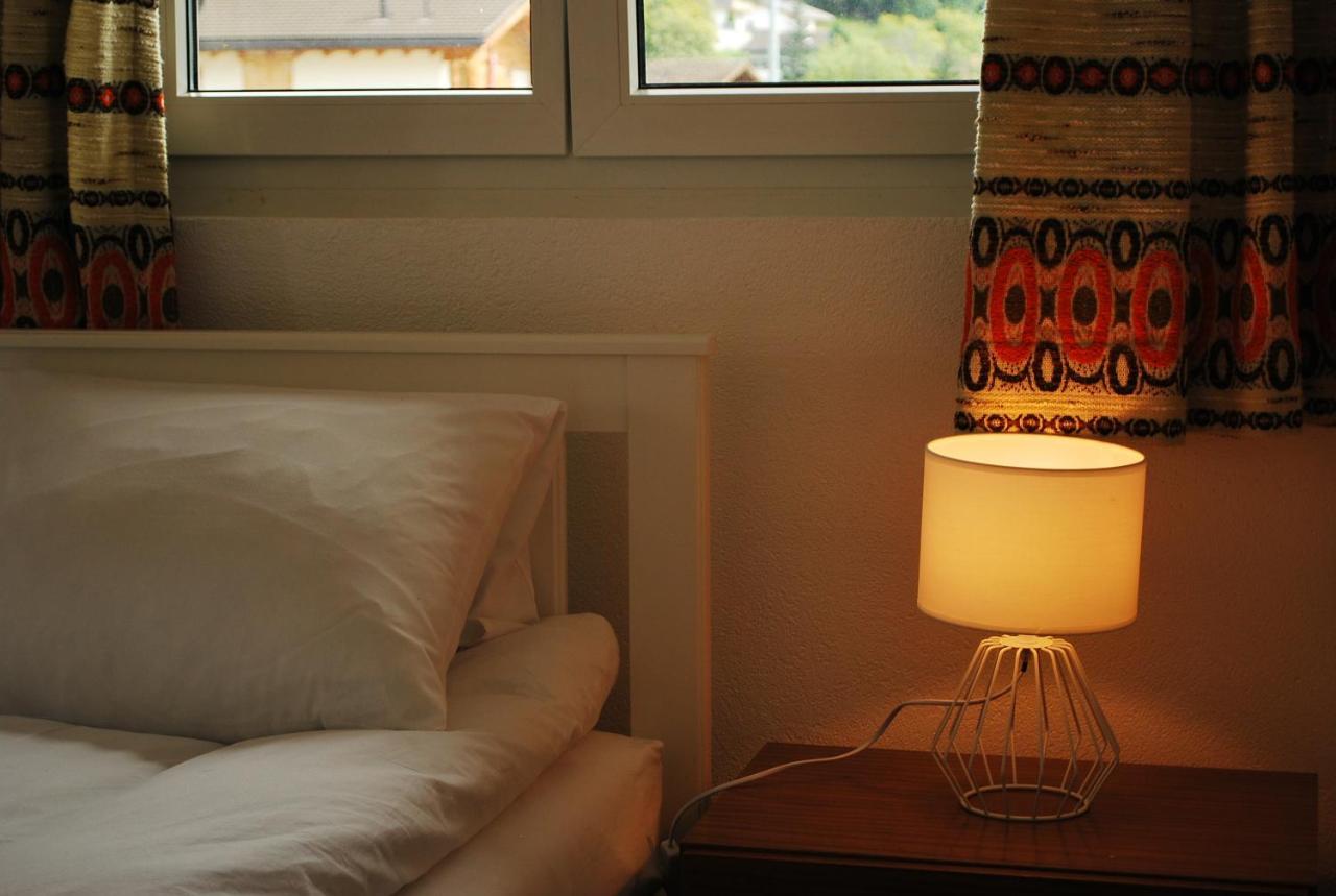 Rooms With Private Bathrooms Saas im Prattigau ภายนอก รูปภาพ